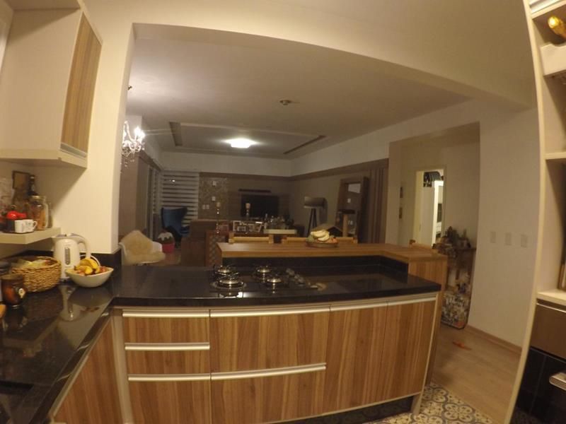 Apartamento com 2 banheiros e 155m² à venda no bairro Sagrada Familia, Taquara