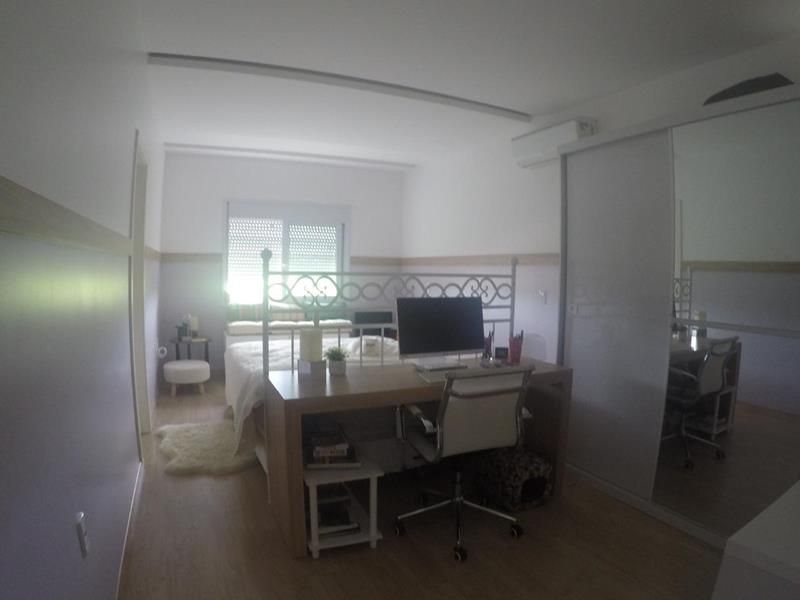 Apartamento com 2 banheiros e 155m² à venda no bairro Sagrada Familia, Taquara
