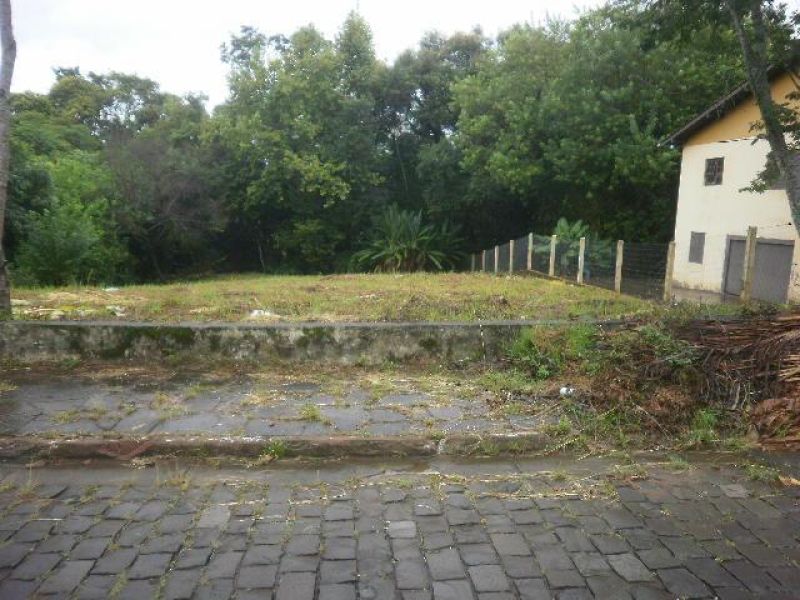Terreno à venda no bairro Sagrada Familia, Taquara
