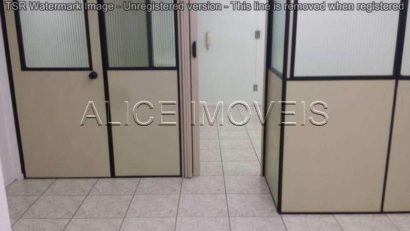 Sala com 1 banheiro e 35m² à venda no bairro Sagrada Familia, Taquara