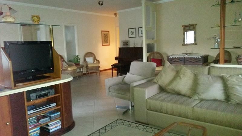 Casa com 2 quartos, 2 banheiros e 380m² à venda no bairro Sagrada Familia, Taquara