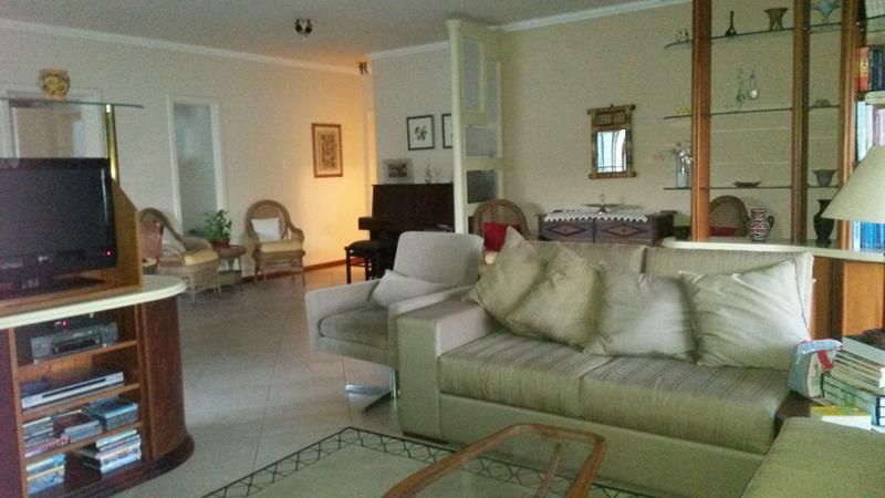 Casa com 2 quartos, 2 banheiros e 380m² à venda no bairro Sagrada Familia, Taquara