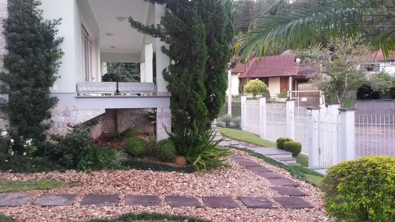 Casa com 2 quartos, 2 banheiros e 380m² à venda no bairro Sagrada Familia, Taquara