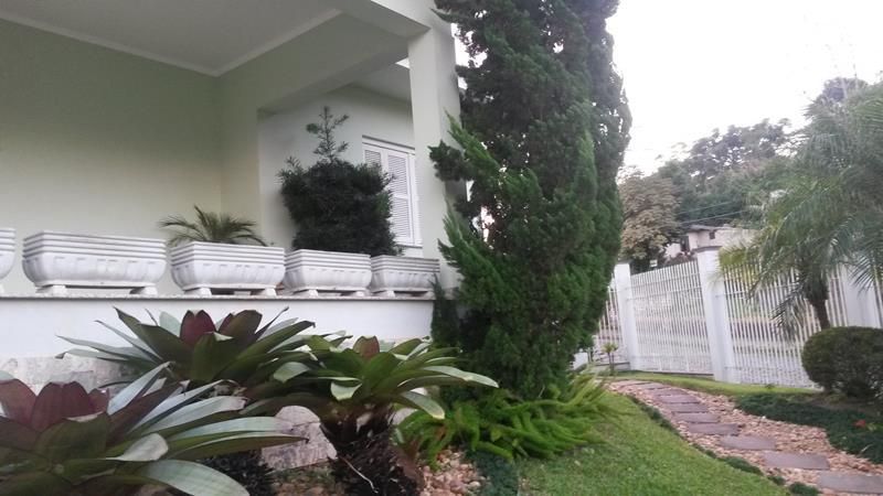 Casa com 2 quartos, 2 banheiros e 380m² à venda no bairro Sagrada Familia, Taquara