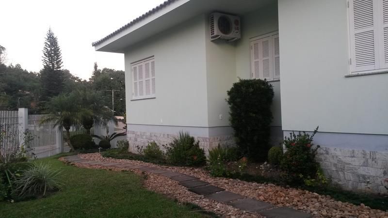 Casa com 2 quartos, 2 banheiros e 380m² à venda no bairro Sagrada Familia, Taquara
