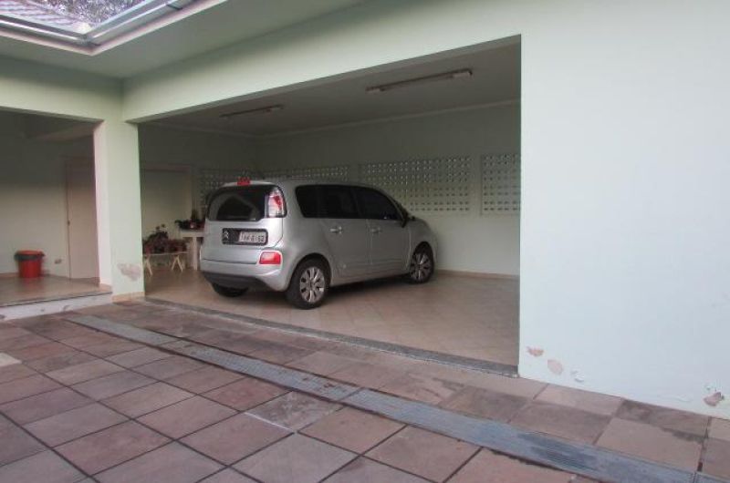 Casa com 2 quartos, 2 banheiros e 380m² à venda no bairro Sagrada Familia, Taquara