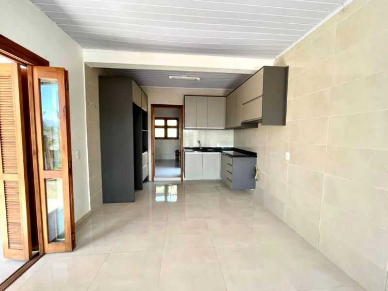 Casa - 12 de Novembro, 15 de Junho