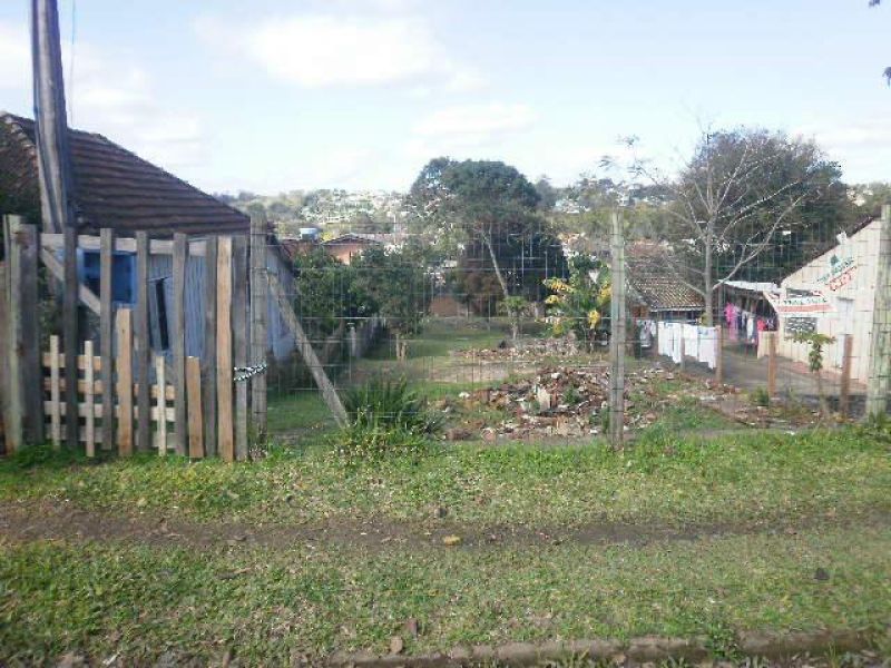 Terreno à venda no bairro Sagrada Familia, Taquara