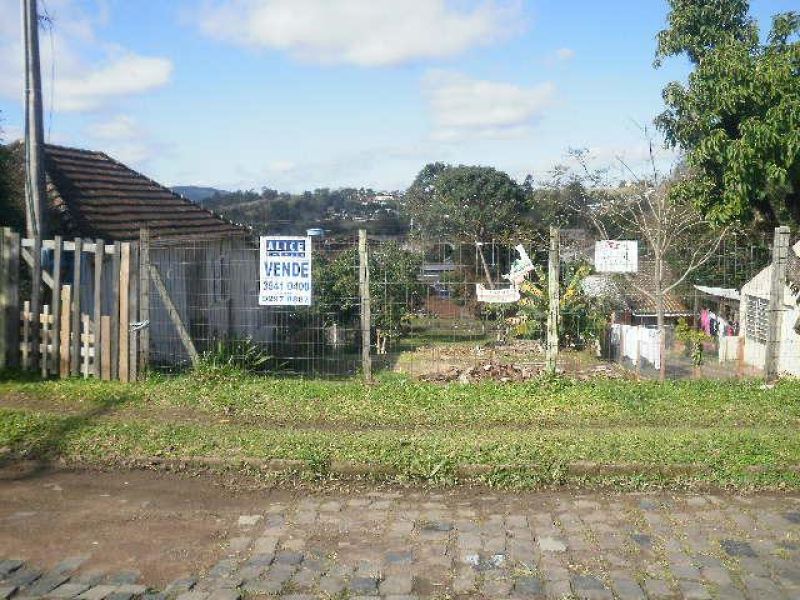 Terreno à venda no bairro Sagrada Familia, Taquara