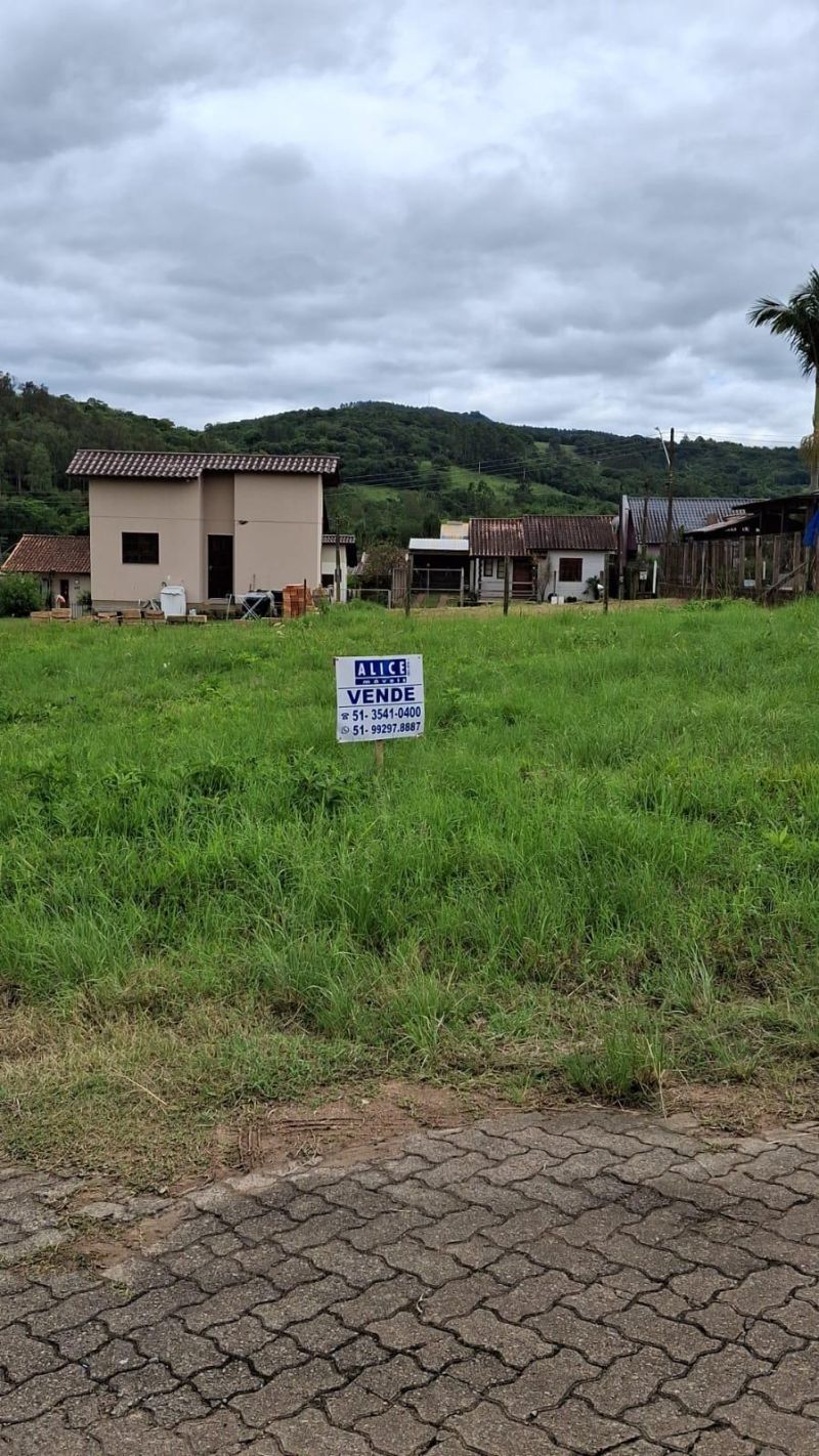 Terreno à venda no bairro Santa Rosa, Taquara