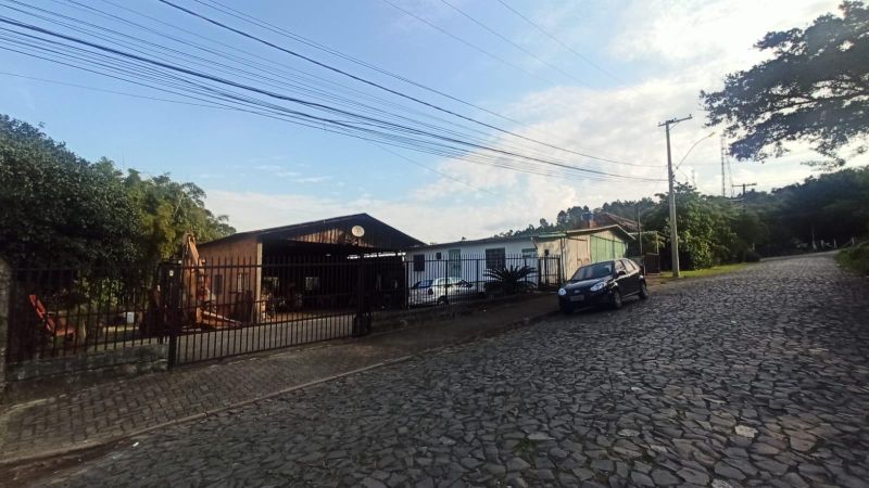Terreno com 2 quartos, 2 banheiros e 415m² à venda no bairro Santa Rosa, Taquara