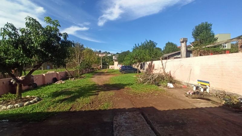 Casa com 245m² à venda no bairro Santa Rosa, Taquara