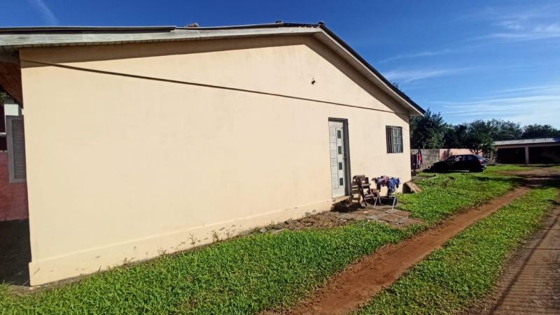 Casa com 245m² à venda no bairro Santa Rosa, Taquara