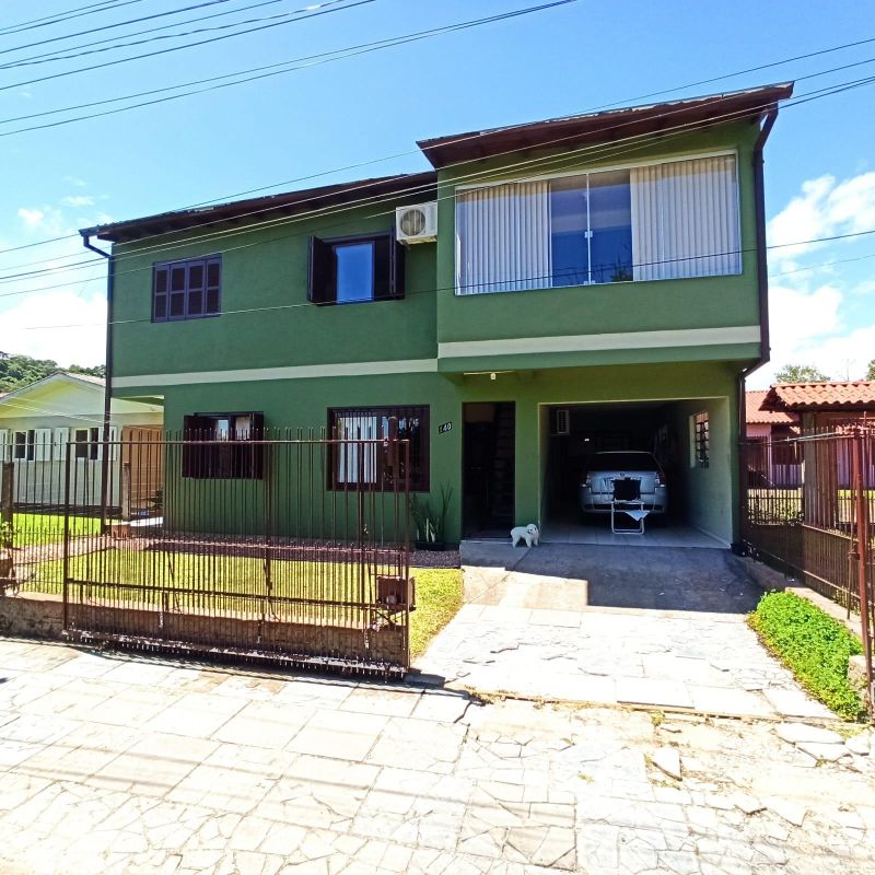 Casa com 4 quartos, 4 banheiros e 100m² à venda no bairro Santa Rosa, Taquara