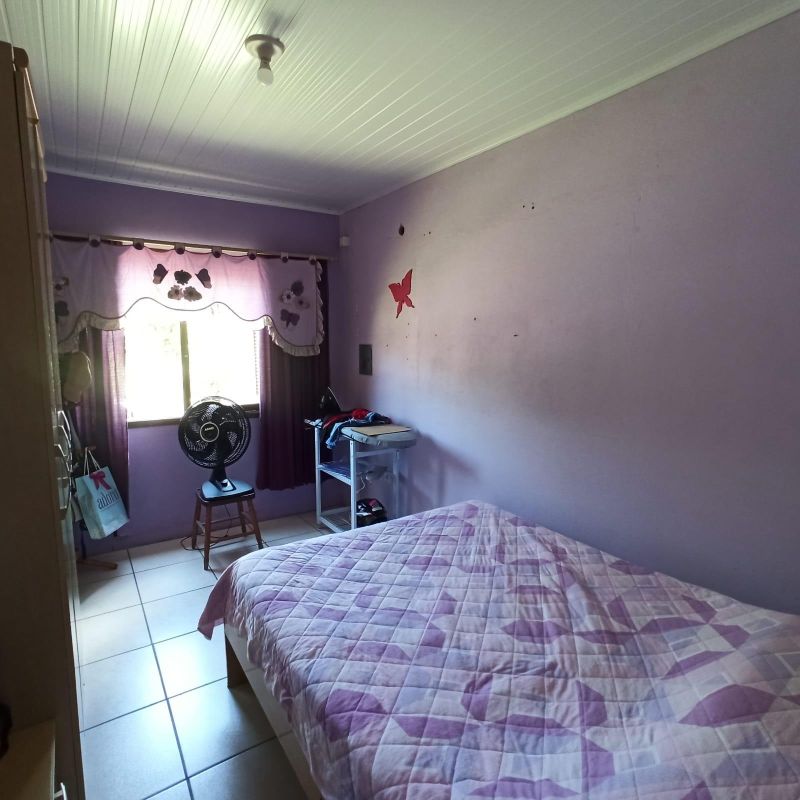 Casa com 4 quartos, 4 banheiros e 100m² à venda no bairro Santa Rosa, Taquara