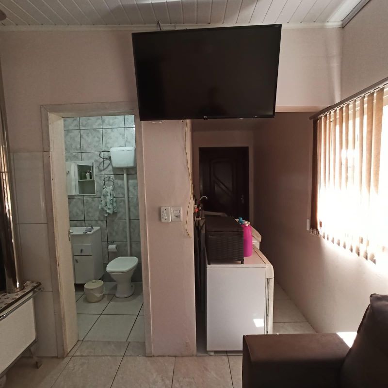 Casa com 4 quartos, 4 banheiros e 100m² à venda no bairro Santa Rosa, Taquara