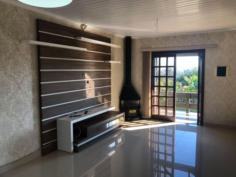 Casa com 2 quartos, 1 banheiro e 100m² à venda no bairro Santa Rosa, Taquara