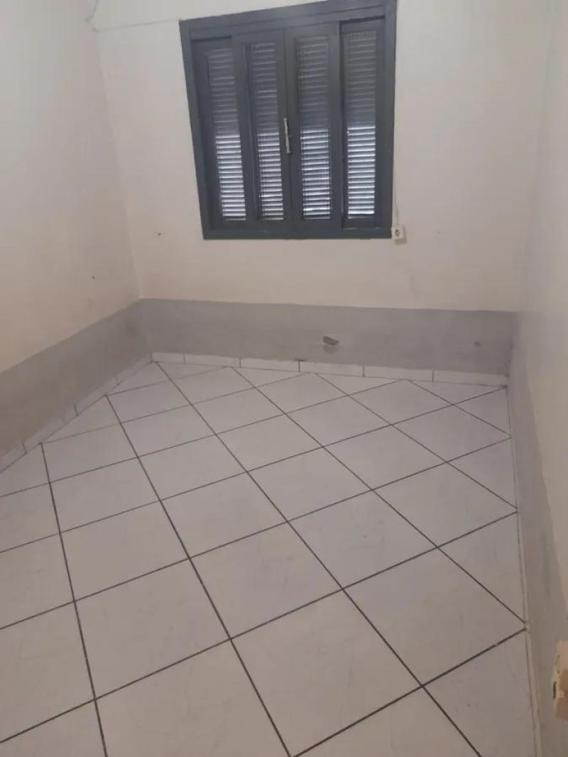 Casa - Travessa Vargas, Guarujá