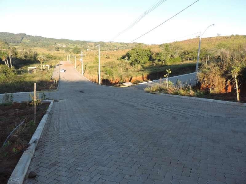 Terreno à venda no bairro Santa Rosa, Taquara