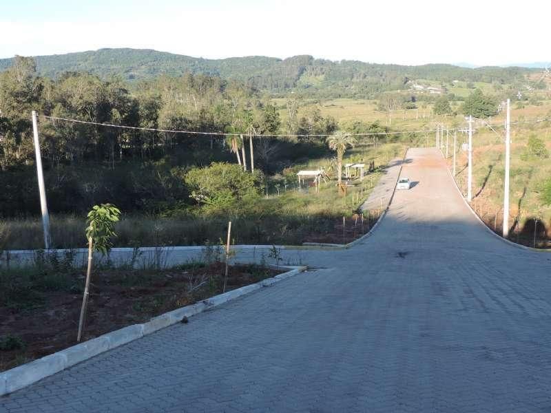 Terreno à venda no bairro Santa Rosa, Taquara
