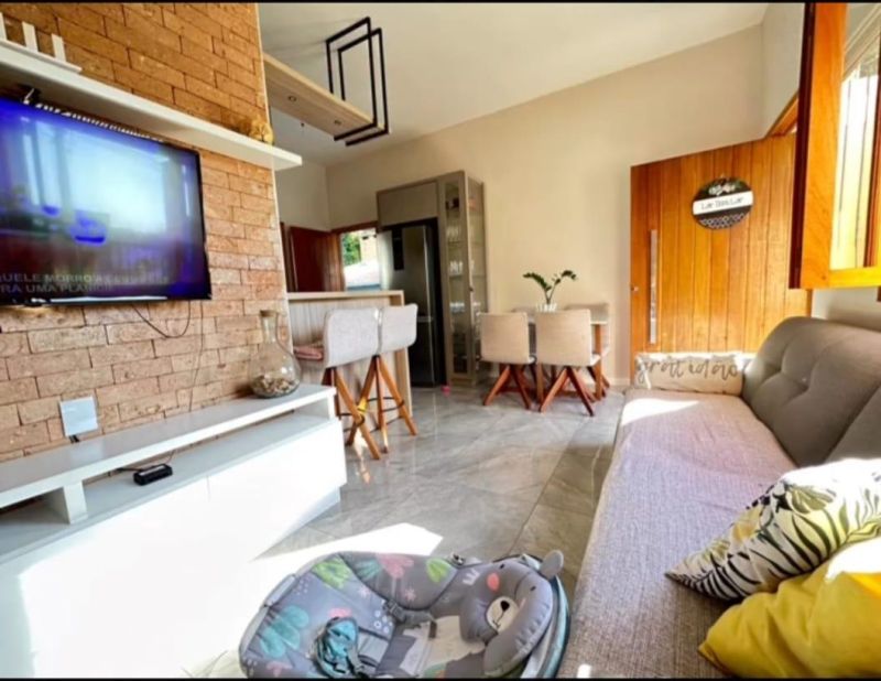 Casa com 3 quartos, 3 banheiros e 159m² à venda no bairro Santa Rosa, Taquara