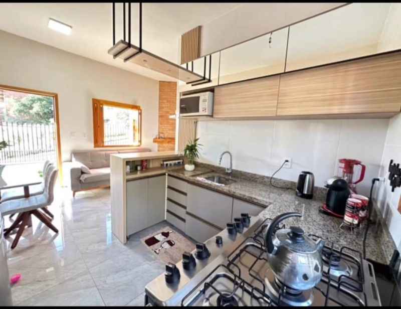 Casa com 3 quartos, 3 banheiros e 159m² à venda no bairro Santa Rosa, Taquara