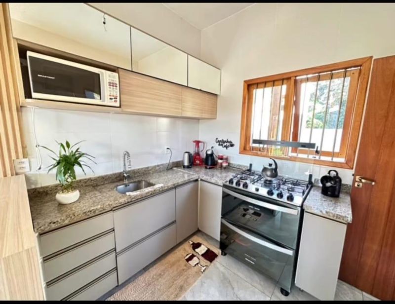 Casa com 3 quartos, 3 banheiros e 159m² à venda no bairro Santa Rosa, Taquara