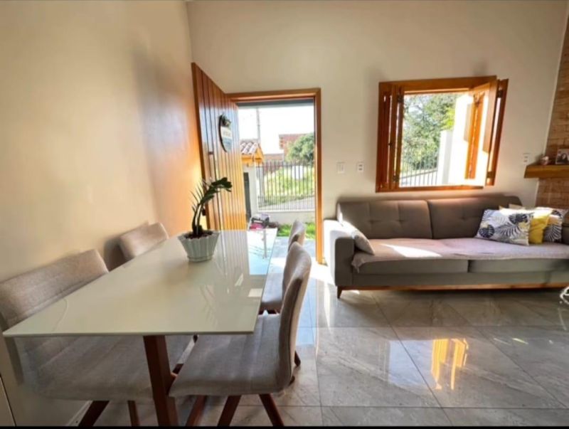 Casa com 3 quartos, 3 banheiros e 159m² à venda no bairro Santa Rosa, Taquara