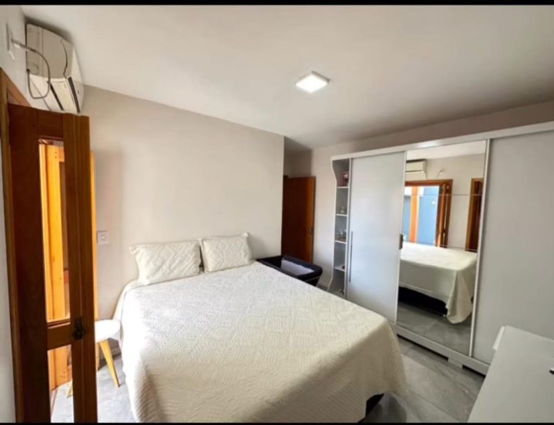 Casa com 3 quartos, 3 banheiros e 159m² à venda no bairro Santa Rosa, Taquara