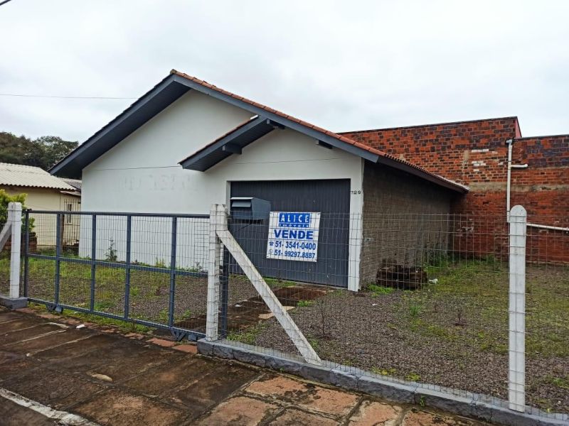 Prédio à venda no bairro Santa Rosa, Taquara