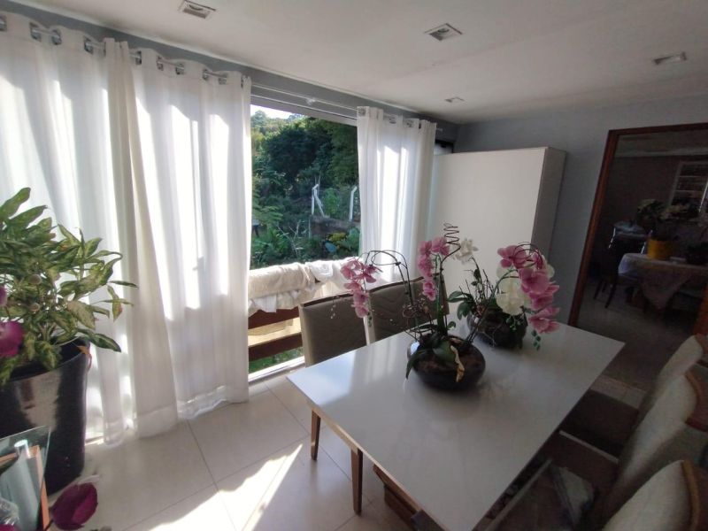 Casa com 2 quartos, 2 banheiros e 175m² à venda no bairro Santa Rosa, Taquara