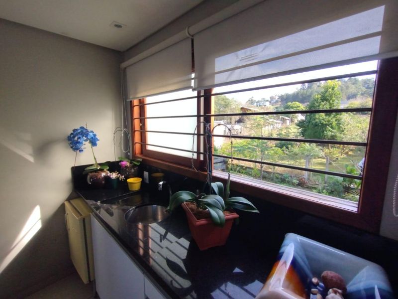 Casa com 2 quartos, 2 banheiros e 175m² à venda no bairro Santa Rosa, Taquara