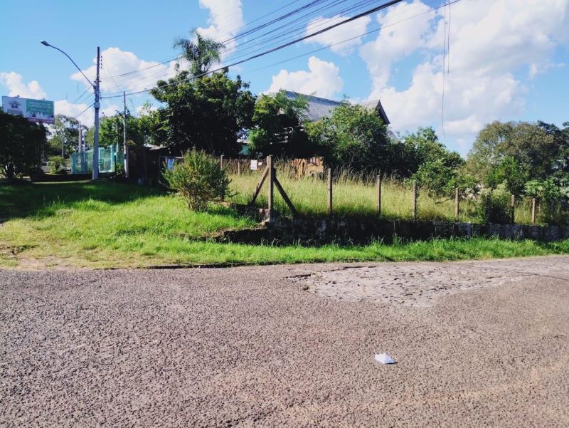 Terreno à venda no bairro Santa Rosa, Taquara