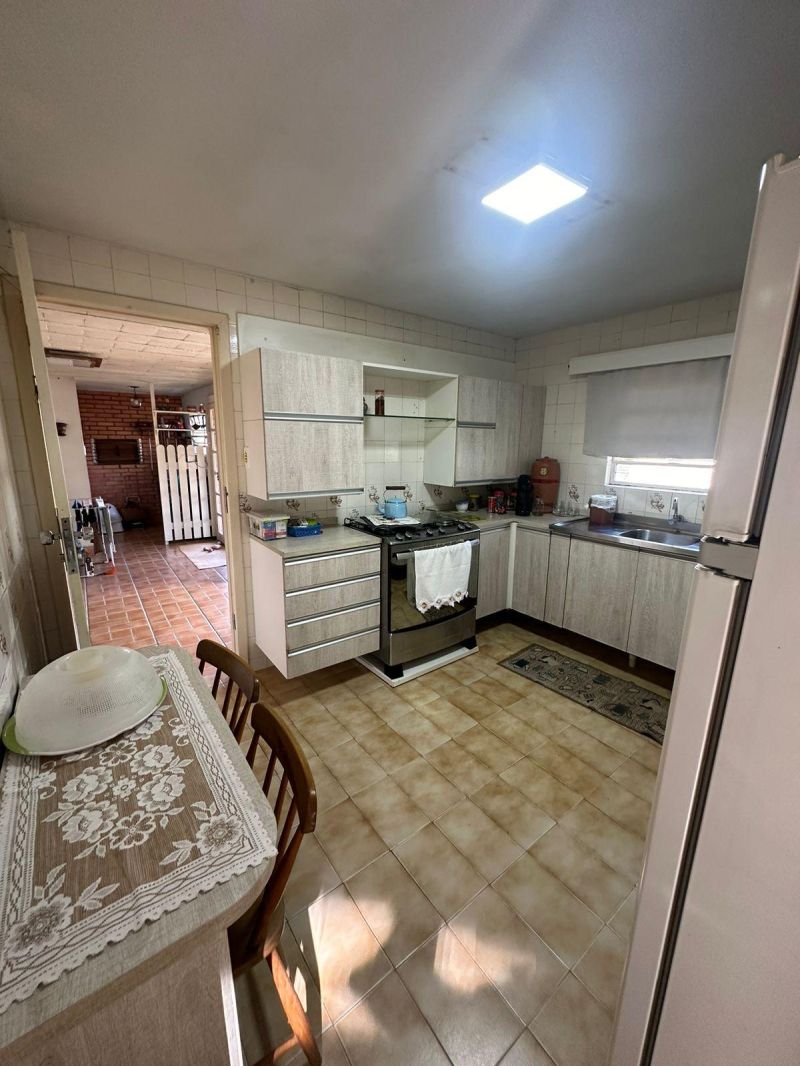 Casa com 3 quartos, 2 banheiros e 157m² à venda no bairro Santa Rosa, Taquara