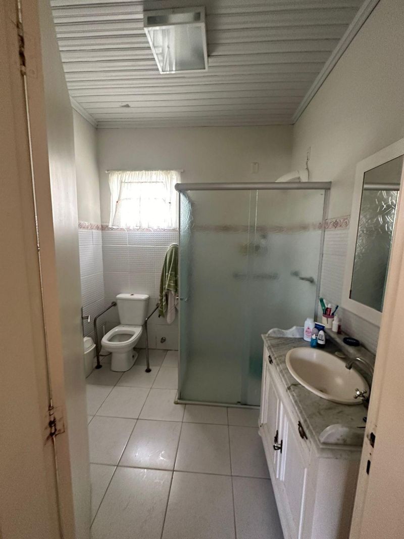 Casa com 3 quartos, 2 banheiros e 157m² à venda no bairro Santa Rosa, Taquara