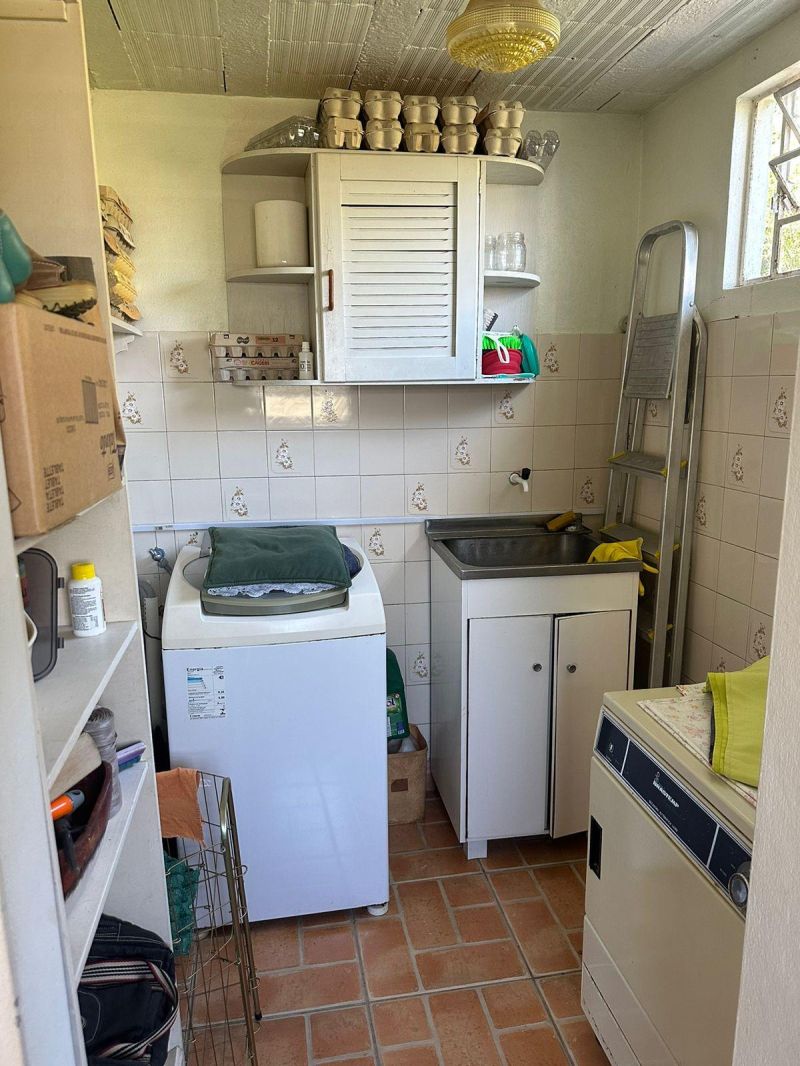 Casa com 3 quartos, 2 banheiros e 157m² à venda no bairro Santa Rosa, Taquara