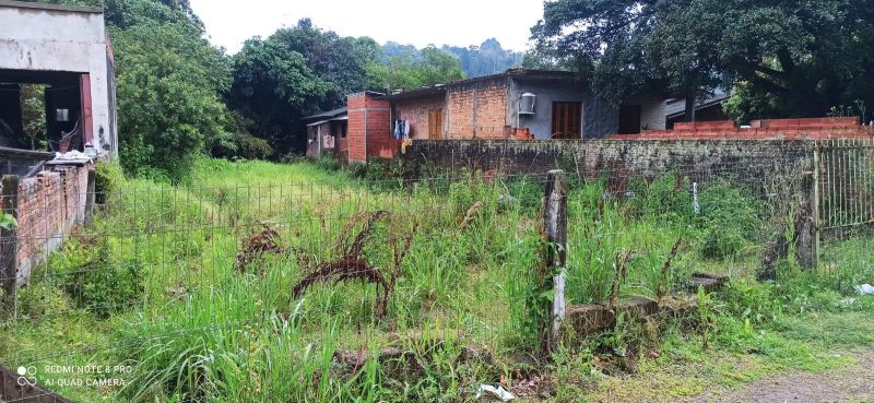 Terreno à venda no bairro Santa Rosa, Taquara