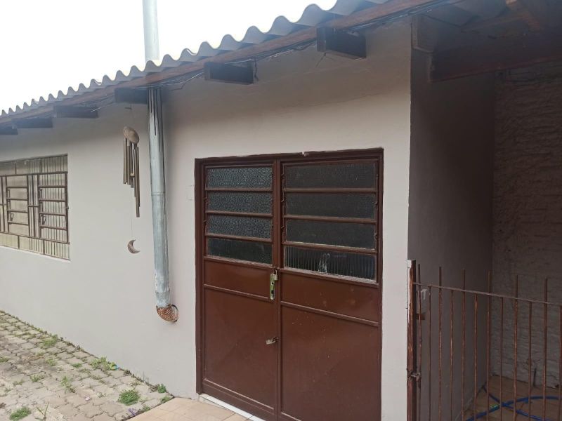 Casa com 2 quartos, 2 banheiros e 140m² à venda no bairro Santa Rosa, Taquara