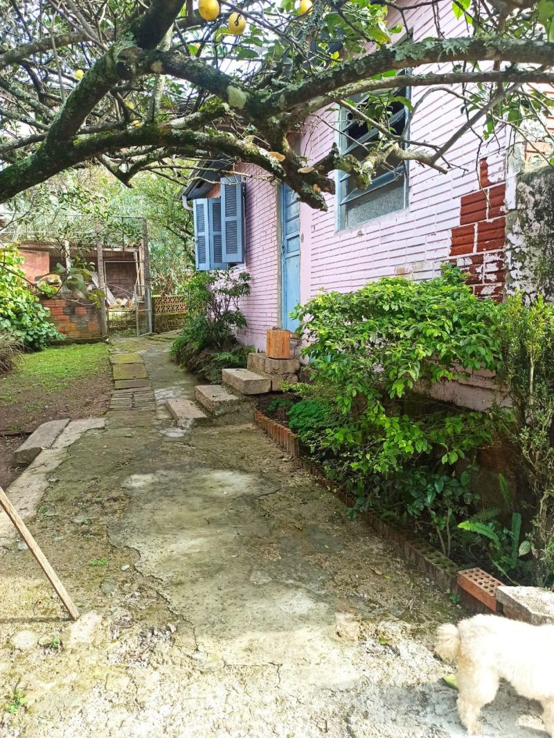 Casa com 3 quartos, 2 banheiros e 120m² à venda no bairro Santa Rosa, Taquara