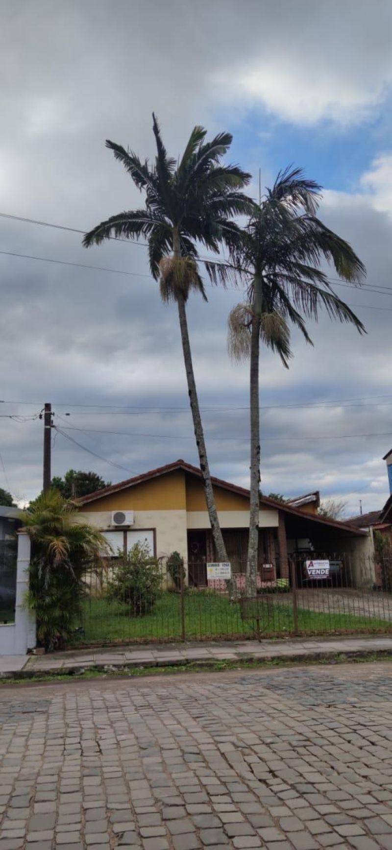 Casa com 3 quartos, 2 banheiros e 173m² à venda no bairro Santa Rosa, Taquara