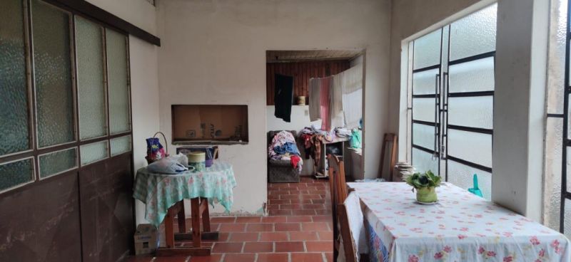Casa com 3 quartos, 2 banheiros e 173m² à venda no bairro Santa Rosa, Taquara