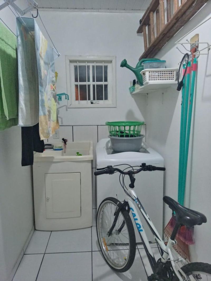 Casa com 3 quartos, 1 banheiro e 69m² à venda no bairro Santa Rosa, Taquara