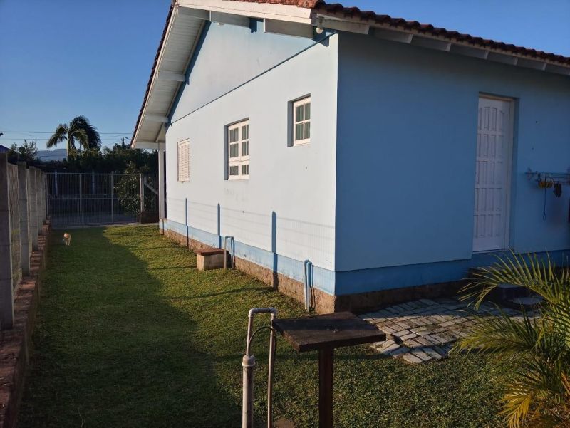 Casa com 3 quartos, 1 banheiro e 69m² à venda no bairro Santa Rosa, Taquara