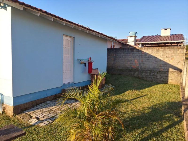 Casa com 3 quartos, 1 banheiro e 69m² à venda no bairro Santa Rosa, Taquara