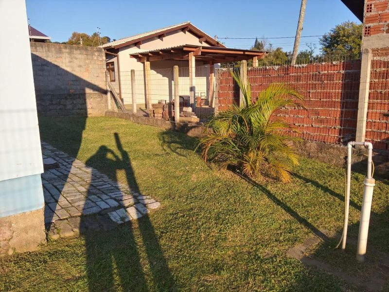 Casa com 3 quartos, 1 banheiro e 69m² à venda no bairro Santa Rosa, Taquara