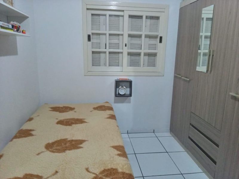 Casa com 3 quartos, 1 banheiro e 69m² à venda no bairro Santa Rosa, Taquara