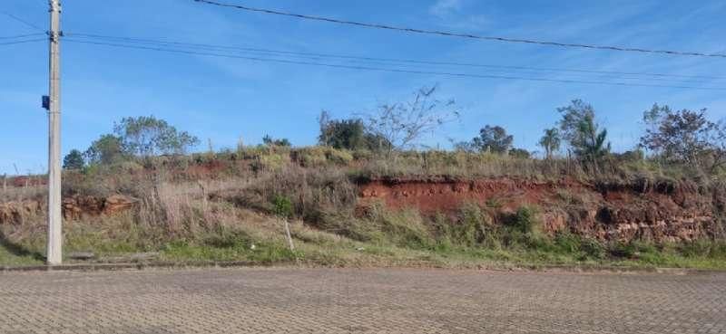 Terreno à venda no bairro Santa Rosa, Taquara