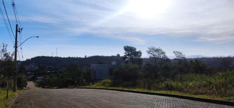 Terreno à venda no bairro Santa Rosa, Taquara