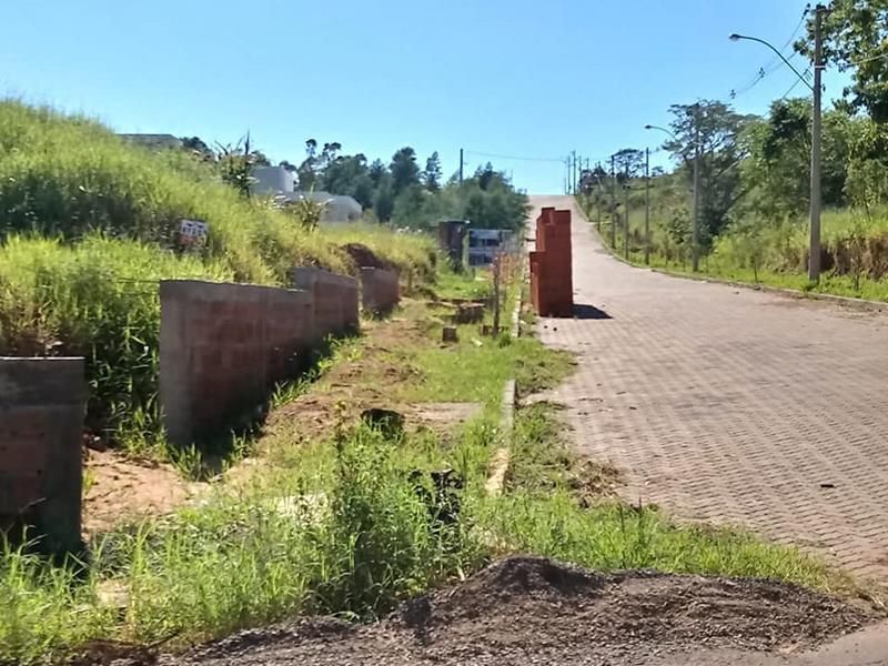 Casa com 2 quartos à venda no bairro Santa Rosa, Taquara
