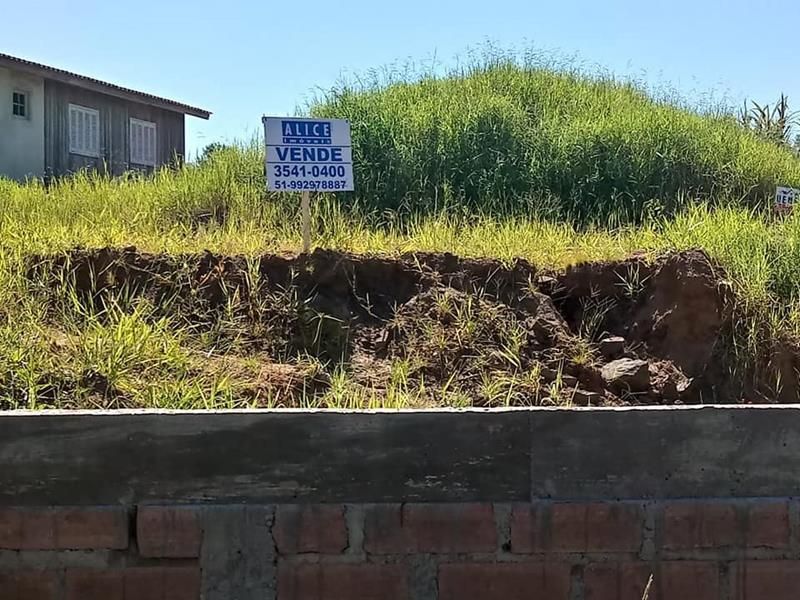 Casa com 2 quartos à venda no bairro Santa Rosa, Taquara